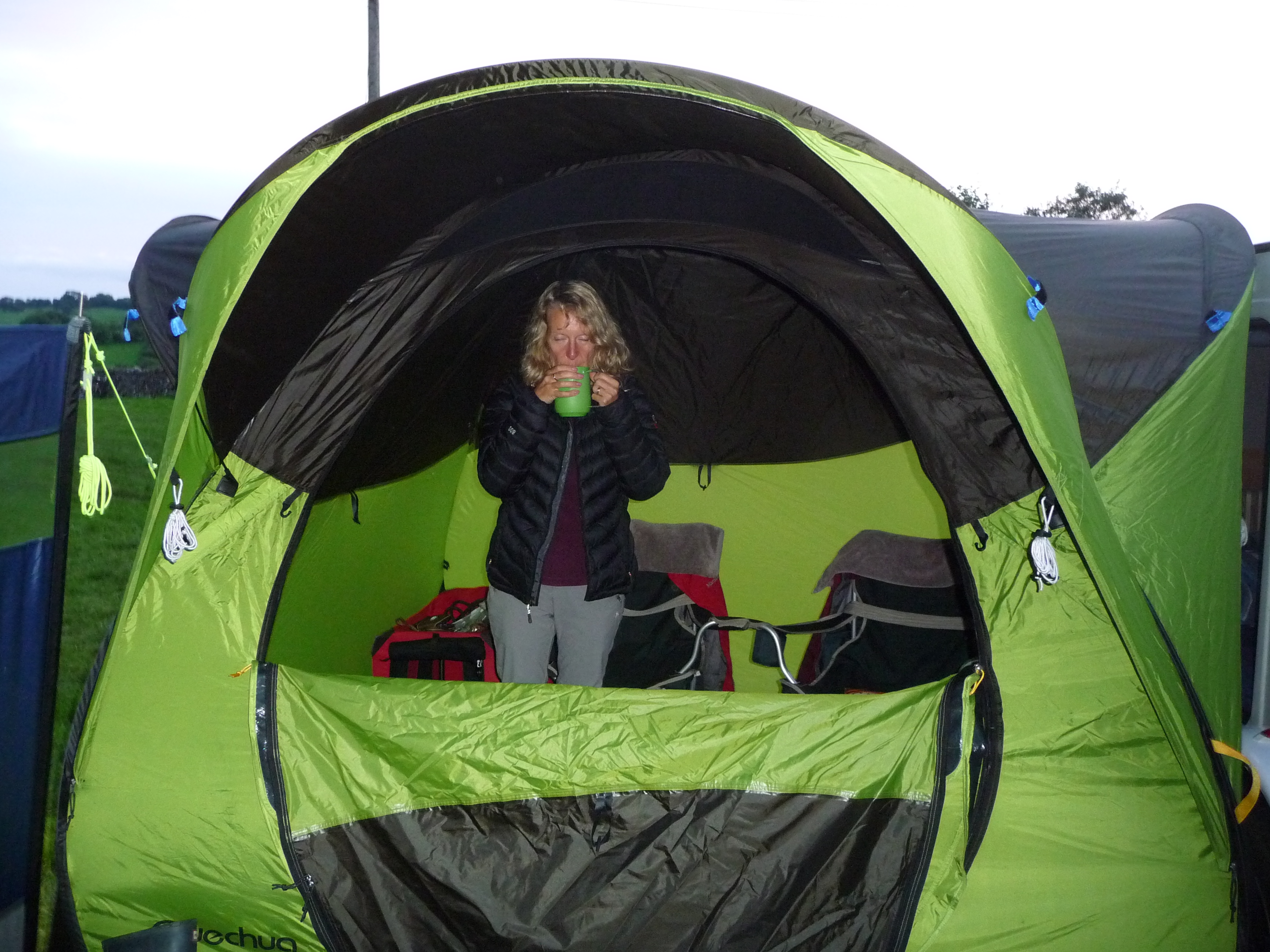 decathlon base tent